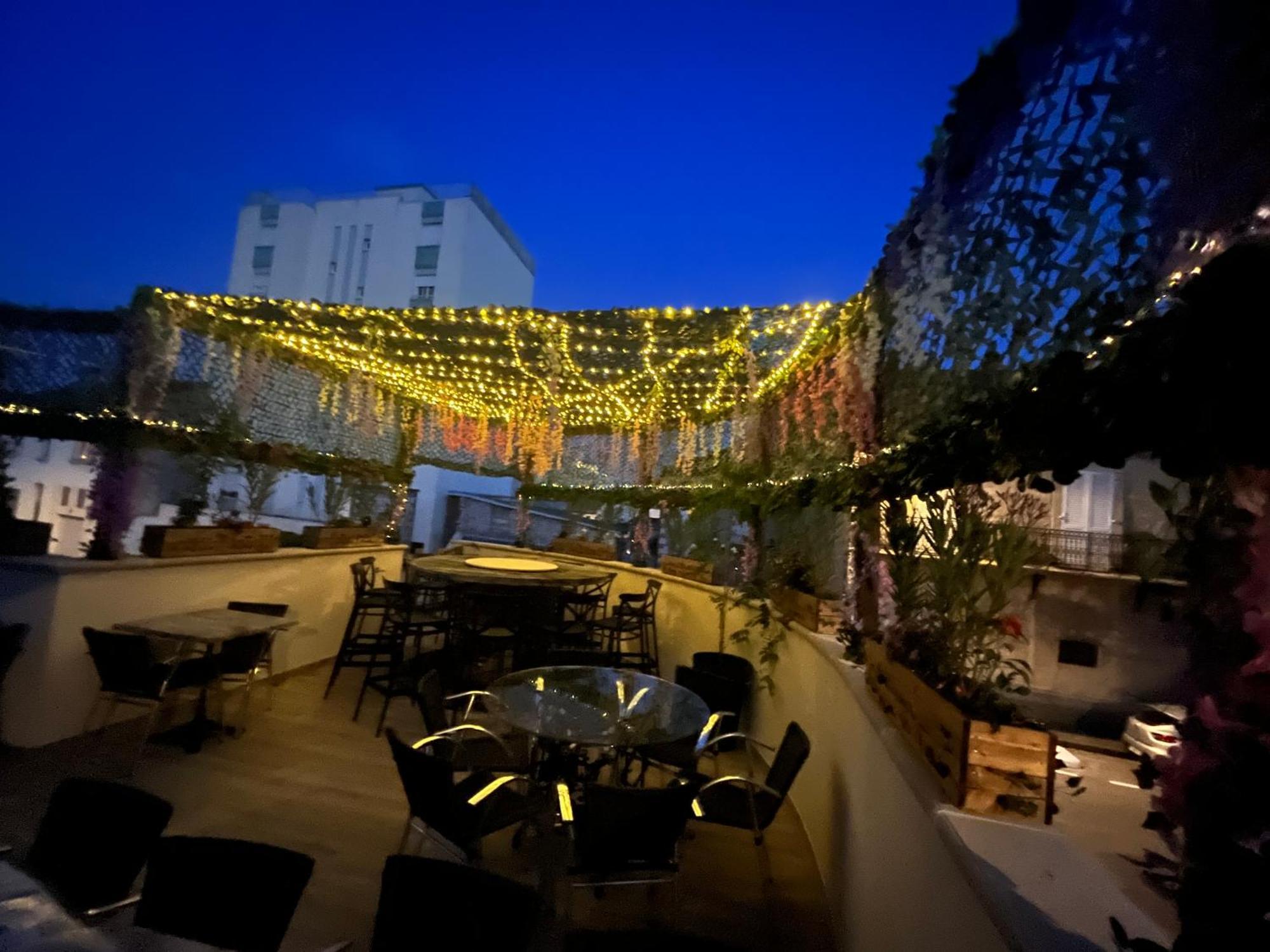 Appart Hotel Les Fleurs Ales Luaran gambar